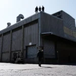 Techo de cubierta industrial en Medellín tras proceso de impermeabilización integral