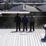 Techo de terraza industrial en Medellín tras proceso de impermeabilización integral